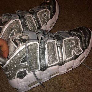 Nike metallic size 10.5 women and 9 men